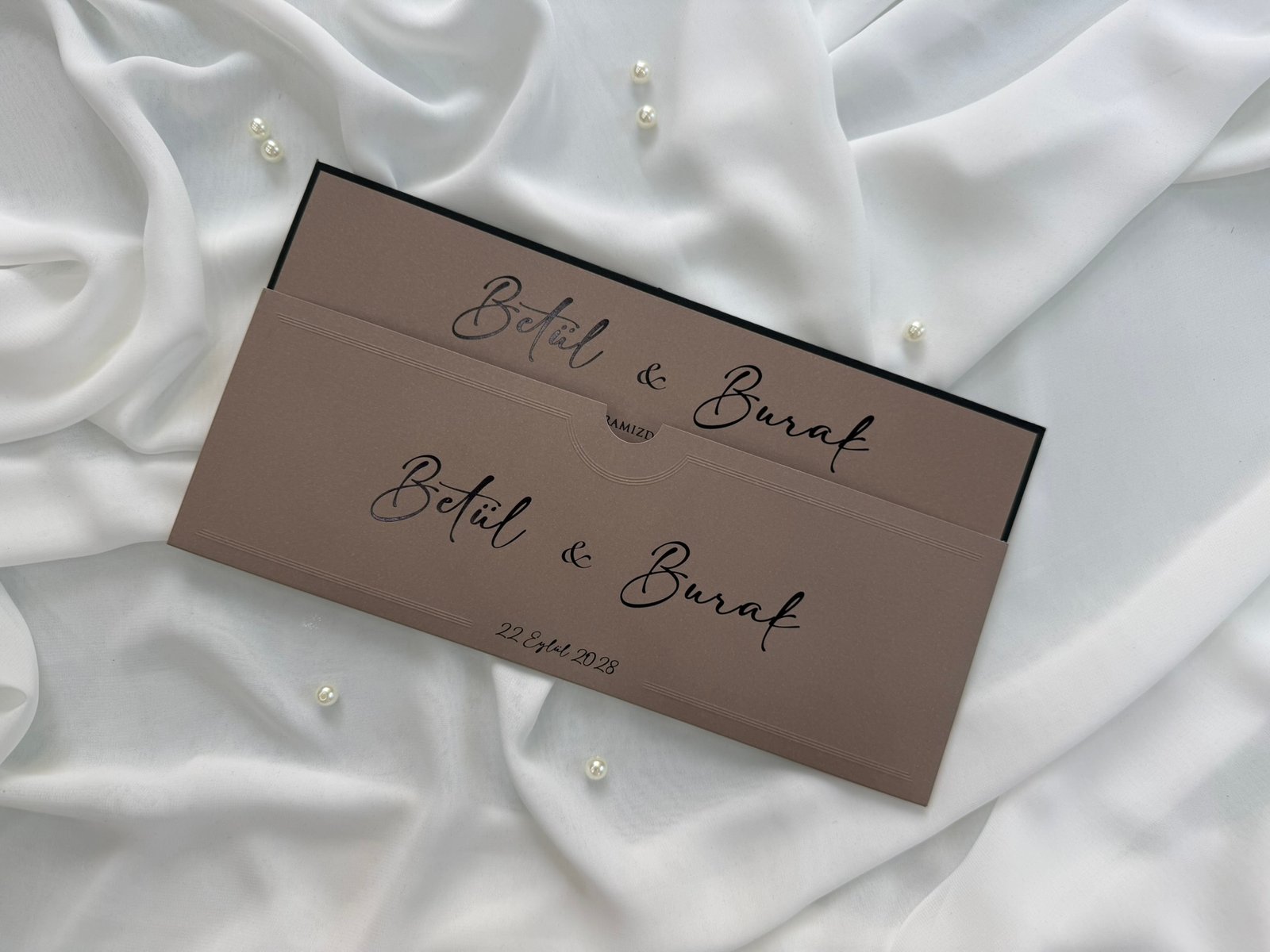 SERENE 325 - Image 2